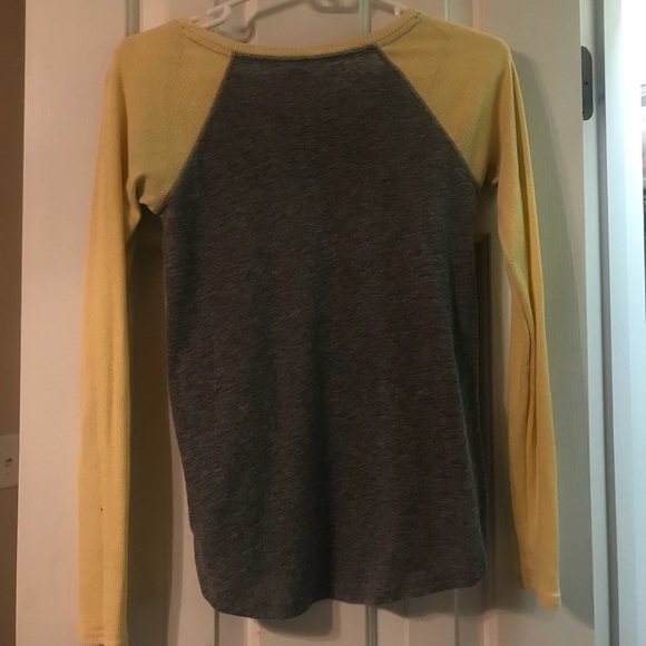 YELLOW AND GREY LONG SLEEVE TOP - Picture 2 of 3